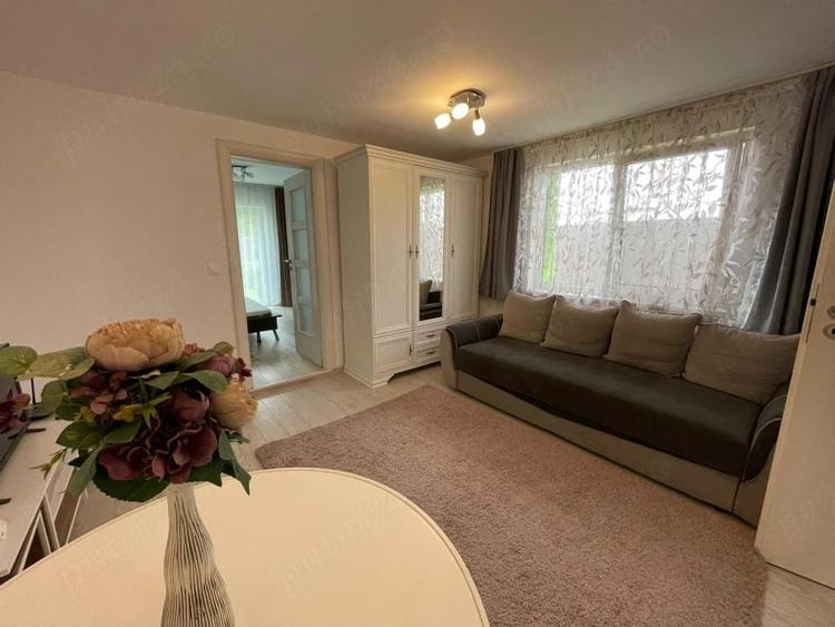 Apartament cu 2 camere nedecomandat în Calea Poplăcii