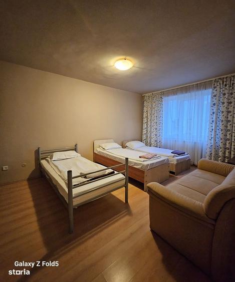 Apartament cu 3 camere decomandat în Nufărul