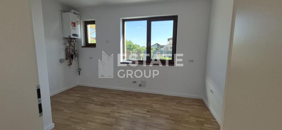Duplex cu 3 camere cu Canalizare în Moșnița Nouă