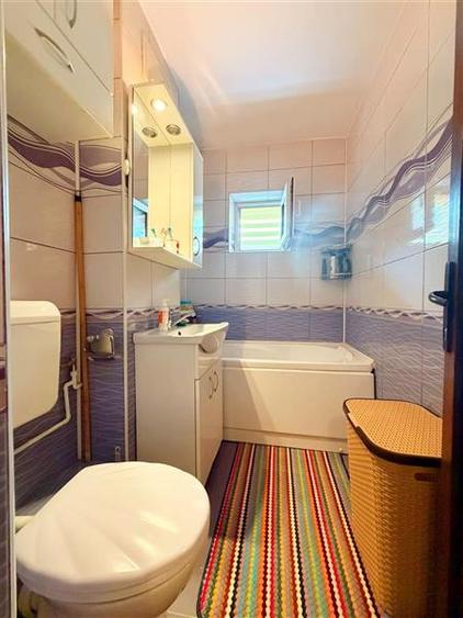 Apartament cu 3 camere decomandat, mobilat în Astra