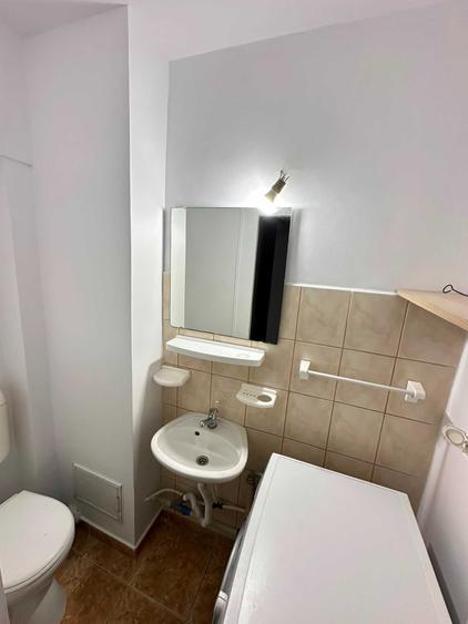 Apartament cu 3 camere decomandat în Păcurari