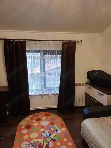Casă cu 3 camere în Central