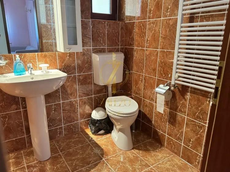 Casă cu 6 camere cu Canalizare în Buziaș