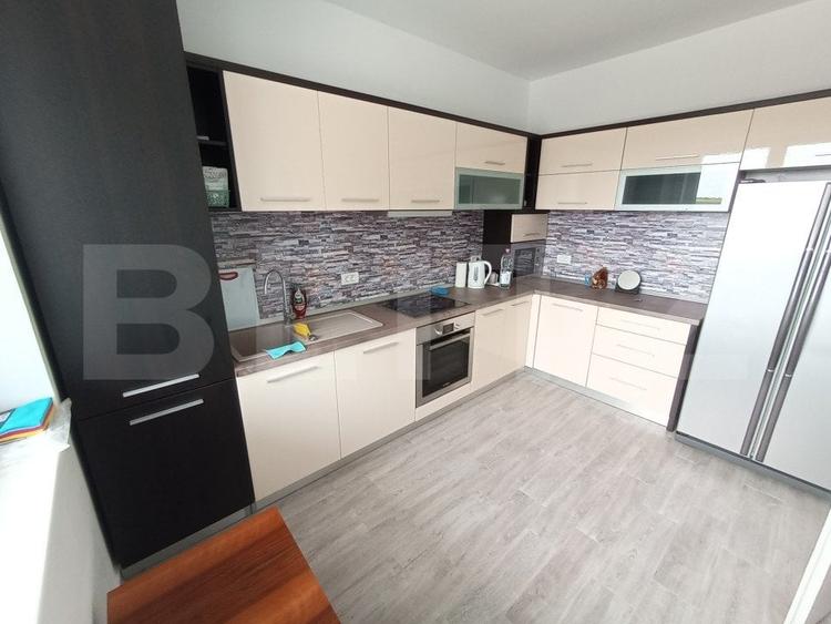 Duplex cu 4 camere cu Canalizare în Calea Urseni