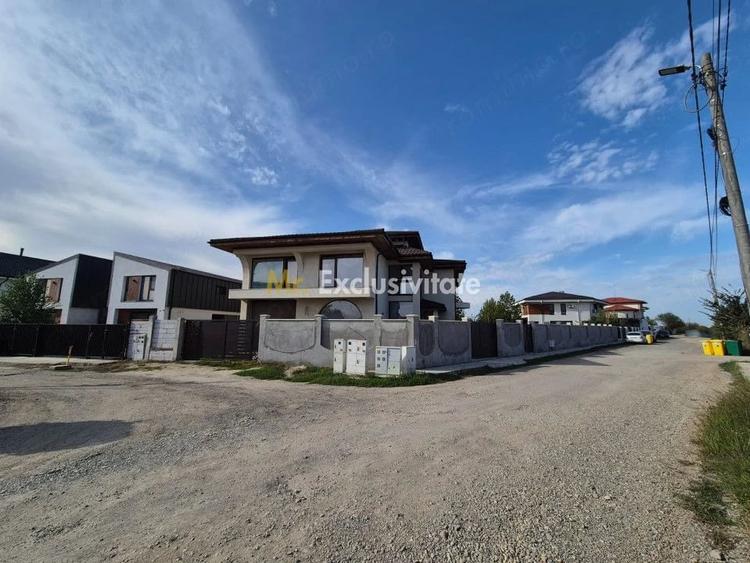 Casă cu Teren 1000 Mp în Mogoșoaia