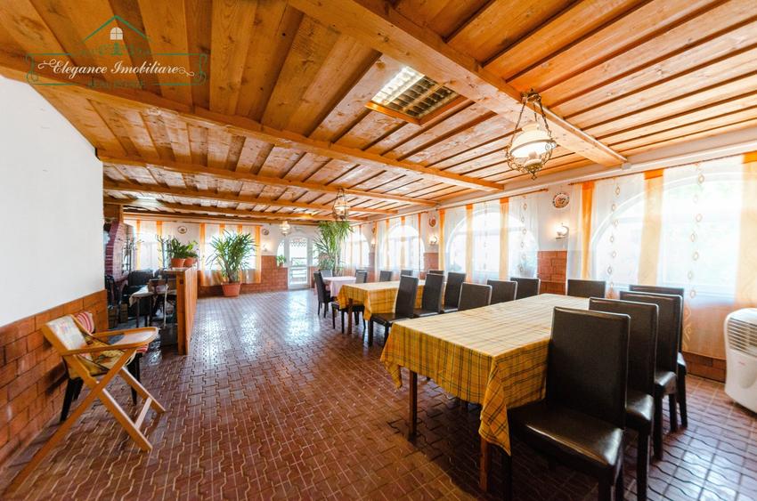 Hotel/Pensiune, de 695 mp, în Lipova
