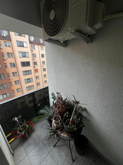 Apartament cu 2 camere decomandat în Militari