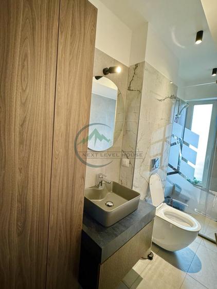 Apartament cu 3 camere decomandat, mobilat în 13 Decembrie