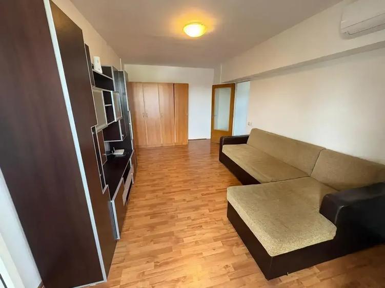 Apartament cu 2 camere semidecomandat, mobilat în Ferentari