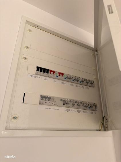 Apartament cu 3 camere în Mihai Bravu
