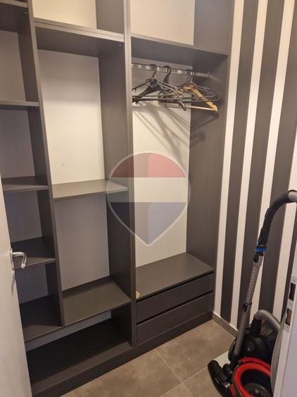 Apartament cu 2 camere în Tractorul