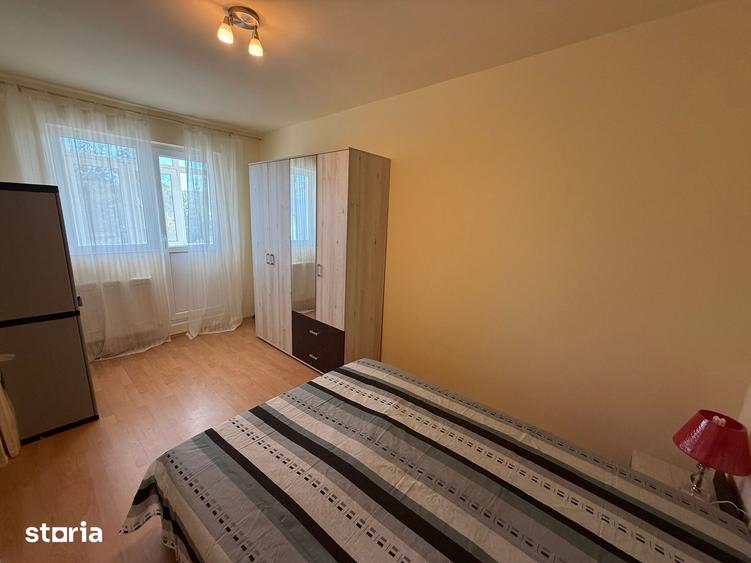 Apartament cu 2 camere, mobilat în Central