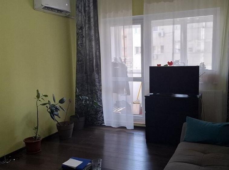 Apartament cu 2 camere decomandat în Lacul Tei