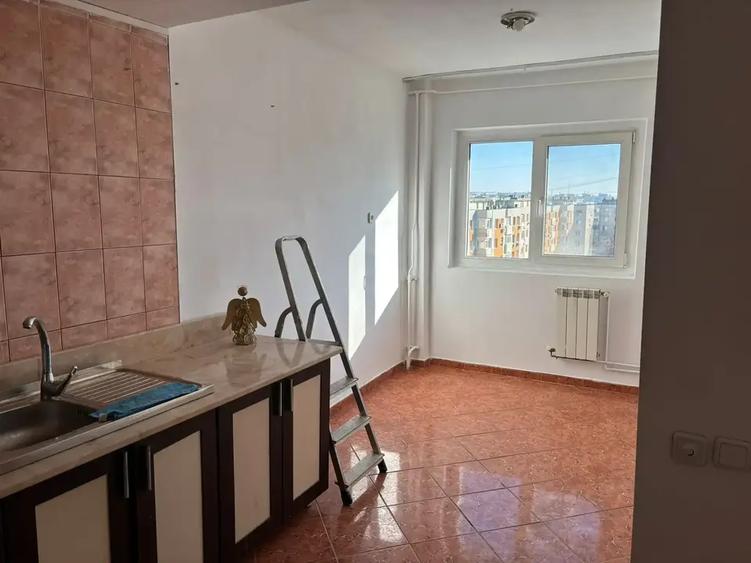 ISPIRESCU MARGEANULUI BIRNOVA, CENTRALA PROPRIE, BLOC 1984 - 12