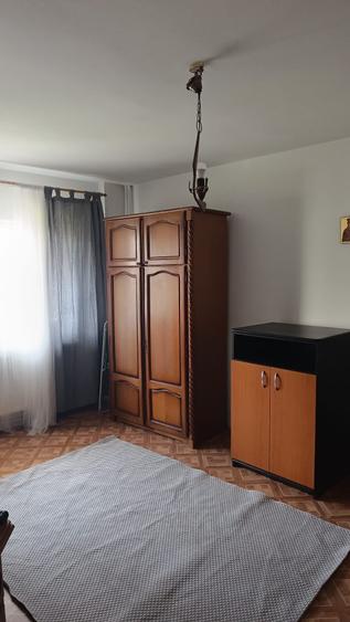 Garsonieră decomandată în Lujerului