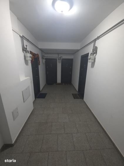 Garsonieră decomandată în Central — fotografia 1