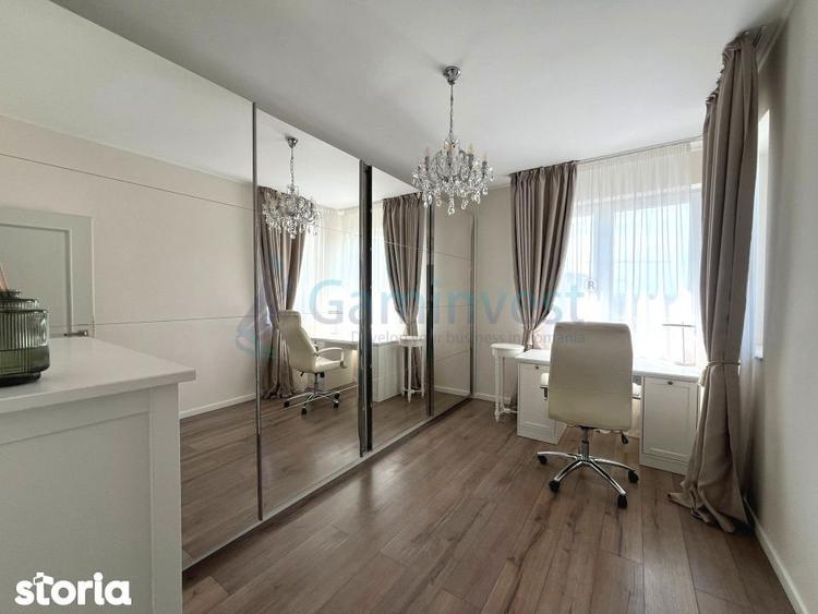 Apartament cu 3 camere, mobilat în Central