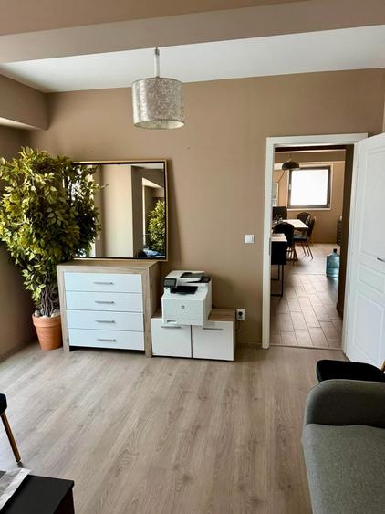 Apartament cu 2 camere decomandat în Centru Civic