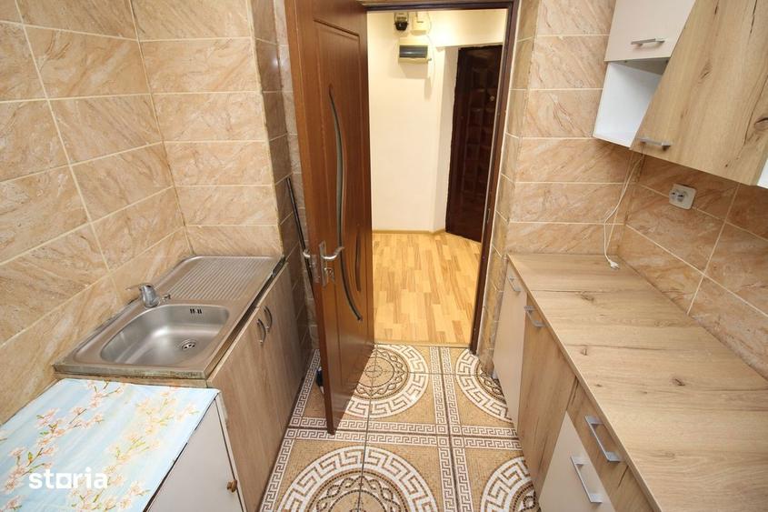 Apartament cu 3 camere decomandat, mobilat în Sălăjan