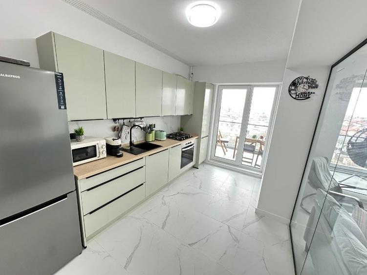 Apartament cu 2 camere decomandat, mobilat în Titan