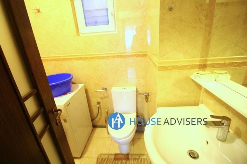 Apartament cu 3 camere, mobilat în Universitate