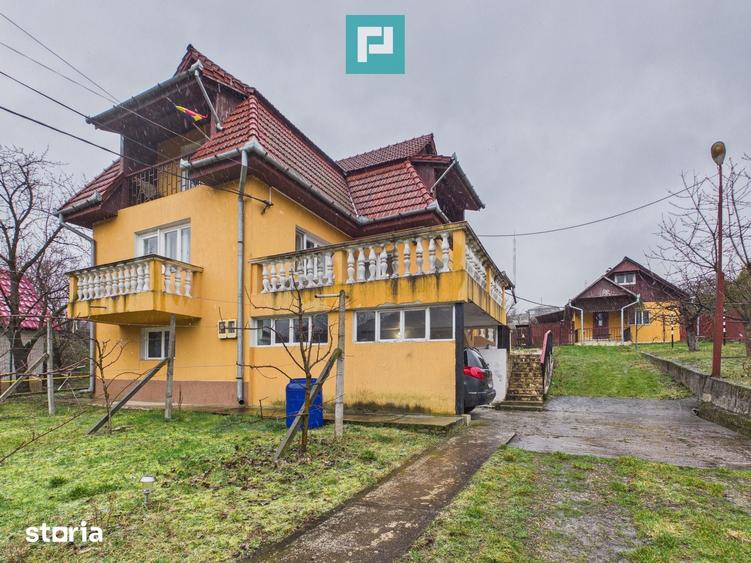 Casă cu 6 camere cu Teren 3000 Mp în Central