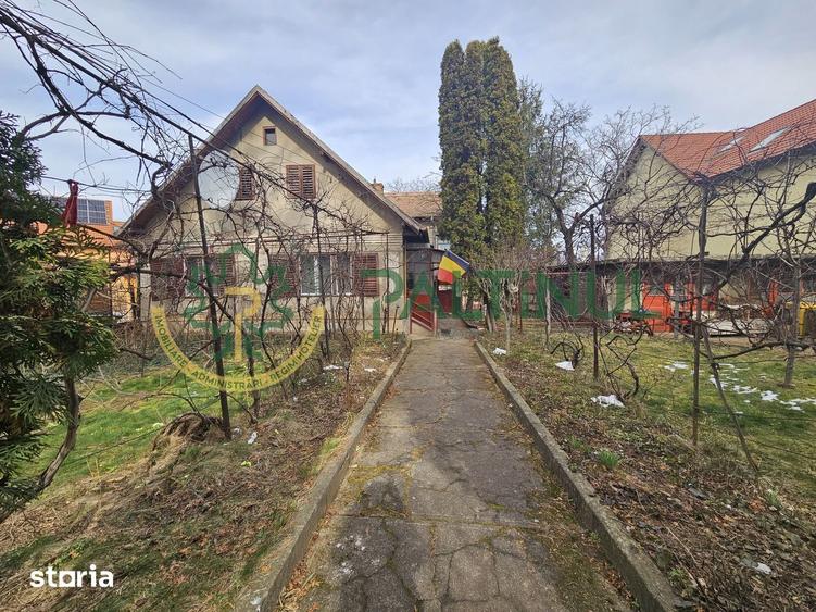 Casă cu 2 camere cu Canalizare în Trei Stejari