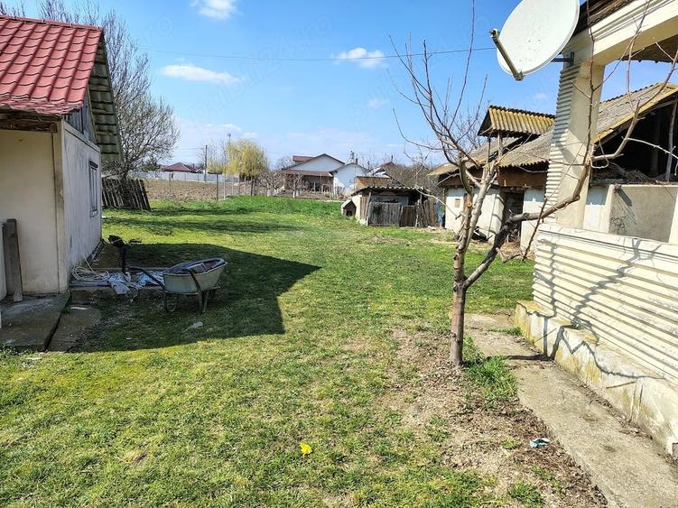 Teren de 1200 mp, în Garoafa