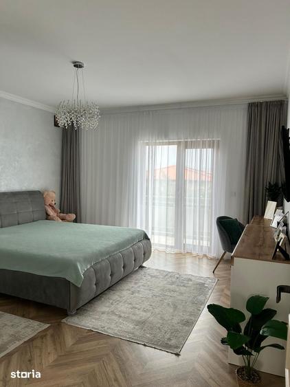 Casă cu 4 camere cu Teren 300 Mp în Miroslava