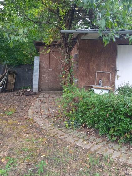 Casă cu 2 camere în Moroeni