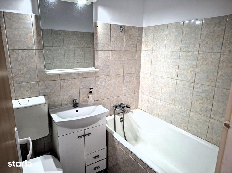 Apartament cu 2 camere decomandat în Drumul Taberei
