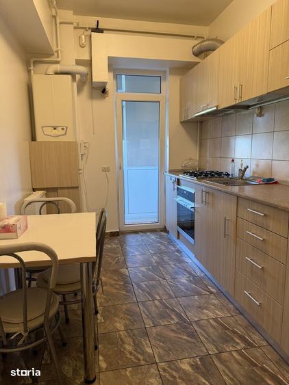 Apartament cu 2 camere decomandat în Berceni