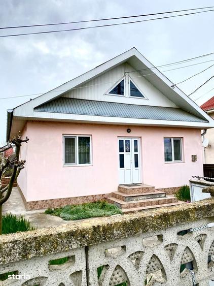 Casă cu 4 camere cu Teren 412 Mp în Central