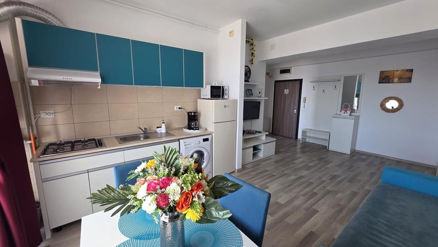 Apartament cu 2 camere semidecomandat în Central