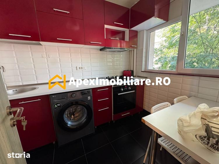 Apartament cu 2 camere semidecomandat în 1 Mai