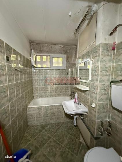 Apartament 3 camere | 68 mp | Strada Vatra Dornei | Parter | Bloc - 12