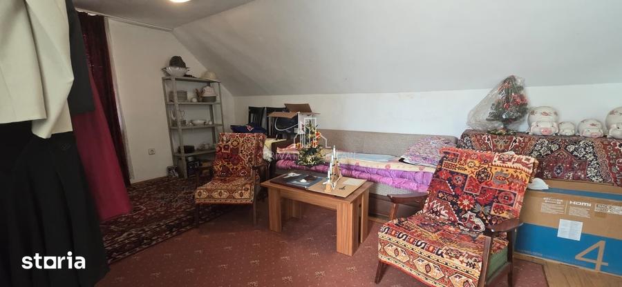 Casă cu 4 camere cu Teren 432 Mp în Central