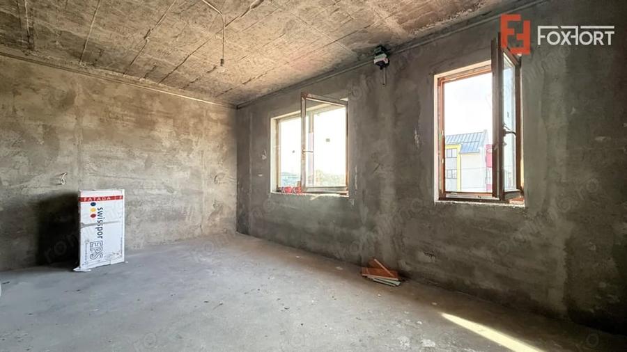 Casă cu 4 camere cu Teren 307 Mp în Ghiroda