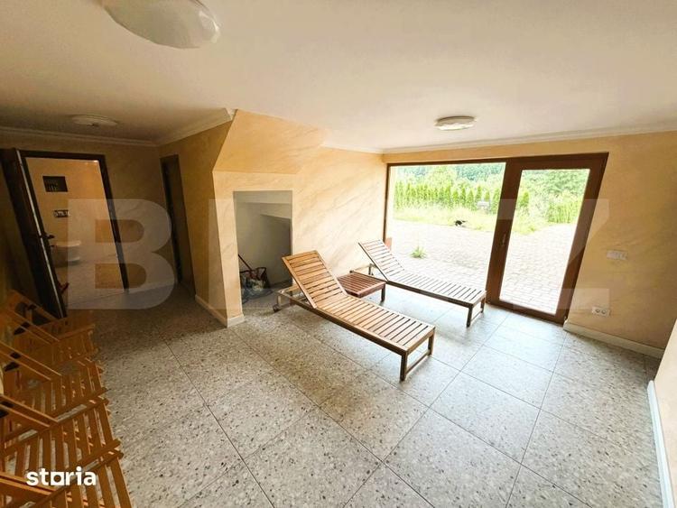Casă cu 5 camere cu Teren 3000 Mp în Mălini