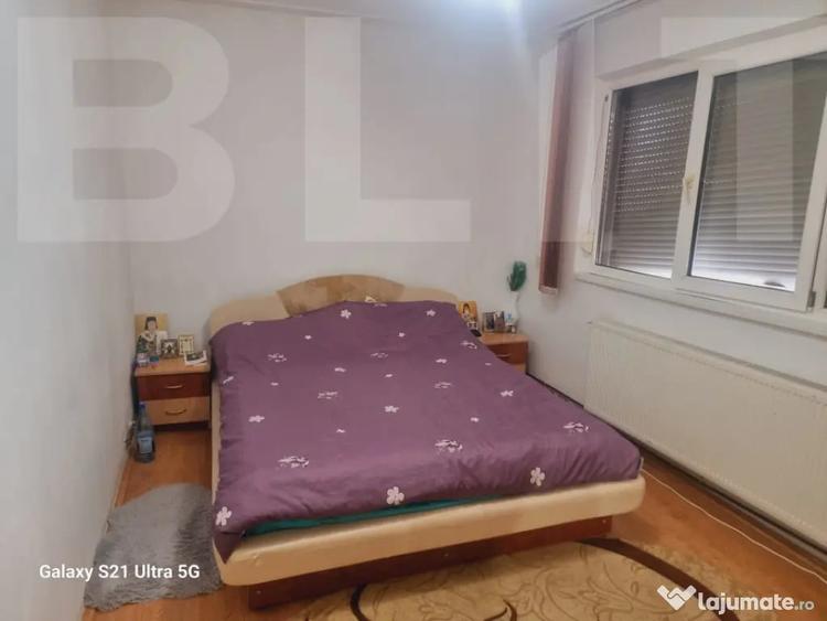 Apartament cu 3 camere semidecomandat în Central
