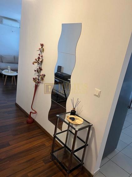 Apartament cu 2 camere decomandat, mobilat în Soarelui