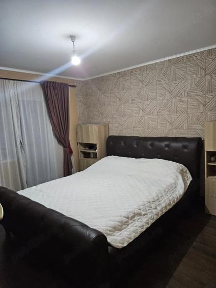 Vand apartament 3 camere - zona Lipovei - 2