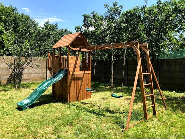 Casă individuală cu 6 camere cu Garaj în Snagov