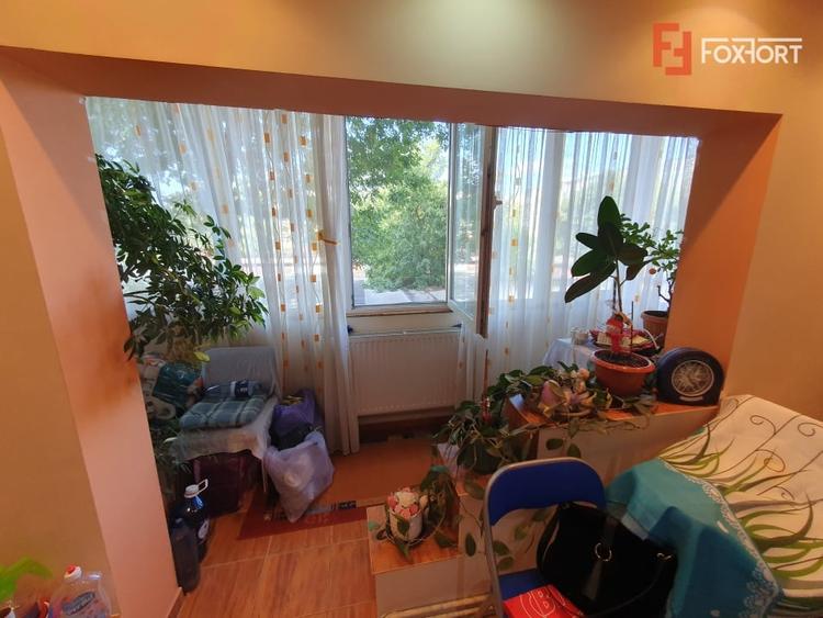 Apartament cu 3 camere semidecomandat în Kiriac