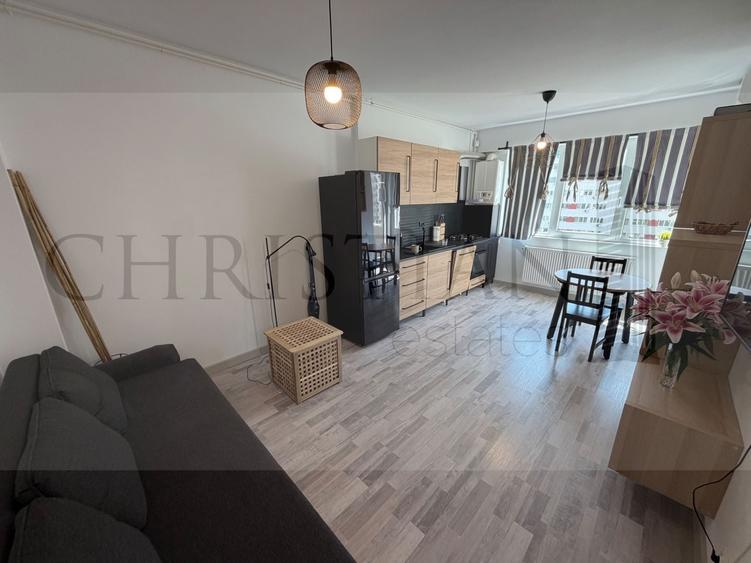 Apartament cu 2 camere decomandat, mobilat în Păcii