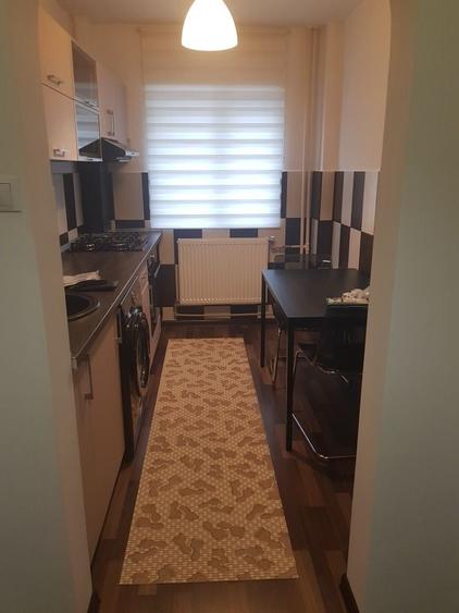 Apartament 3 camere de inchiriat direct proprietar . - 1