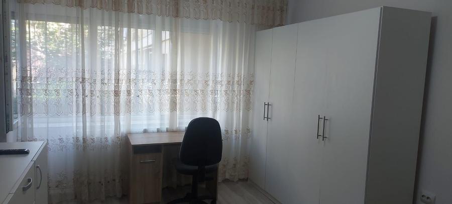Garsonieră decomandată în Exterior Vest