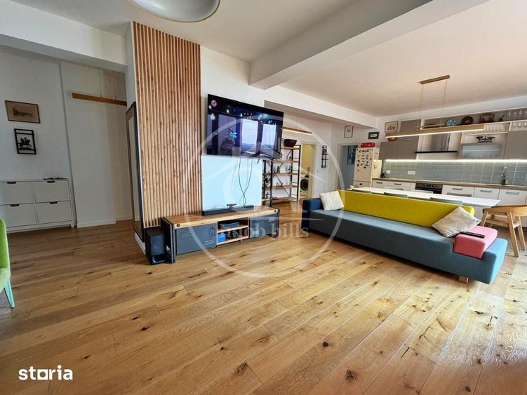 Apartament cu 4 camere decomandat în Centru Civic
