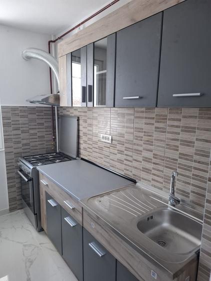 Se inchiriaza ap. 2 camere ,50m2 ,zona Grand Arena - 3