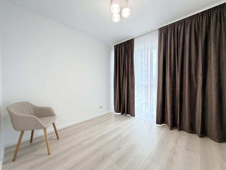 Apartament cu 3 camere decomandat, mobilat în Lipovei